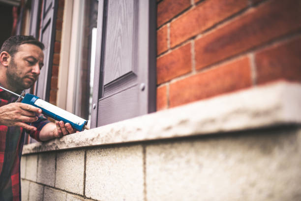 Best Commercial Insulation Contractor  in Flora, IL